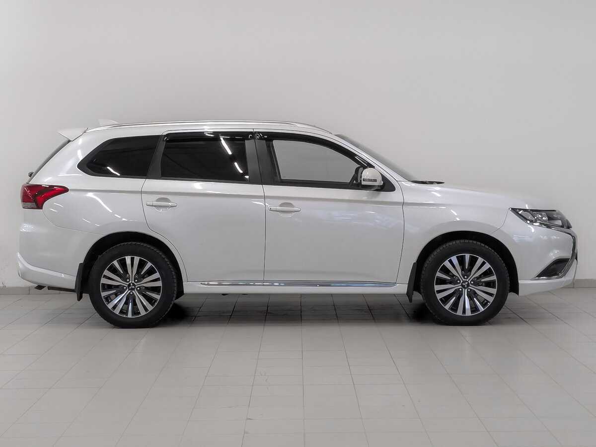 Купить Mitsubishi Outlander, 2022, 8 874 км, фото №4