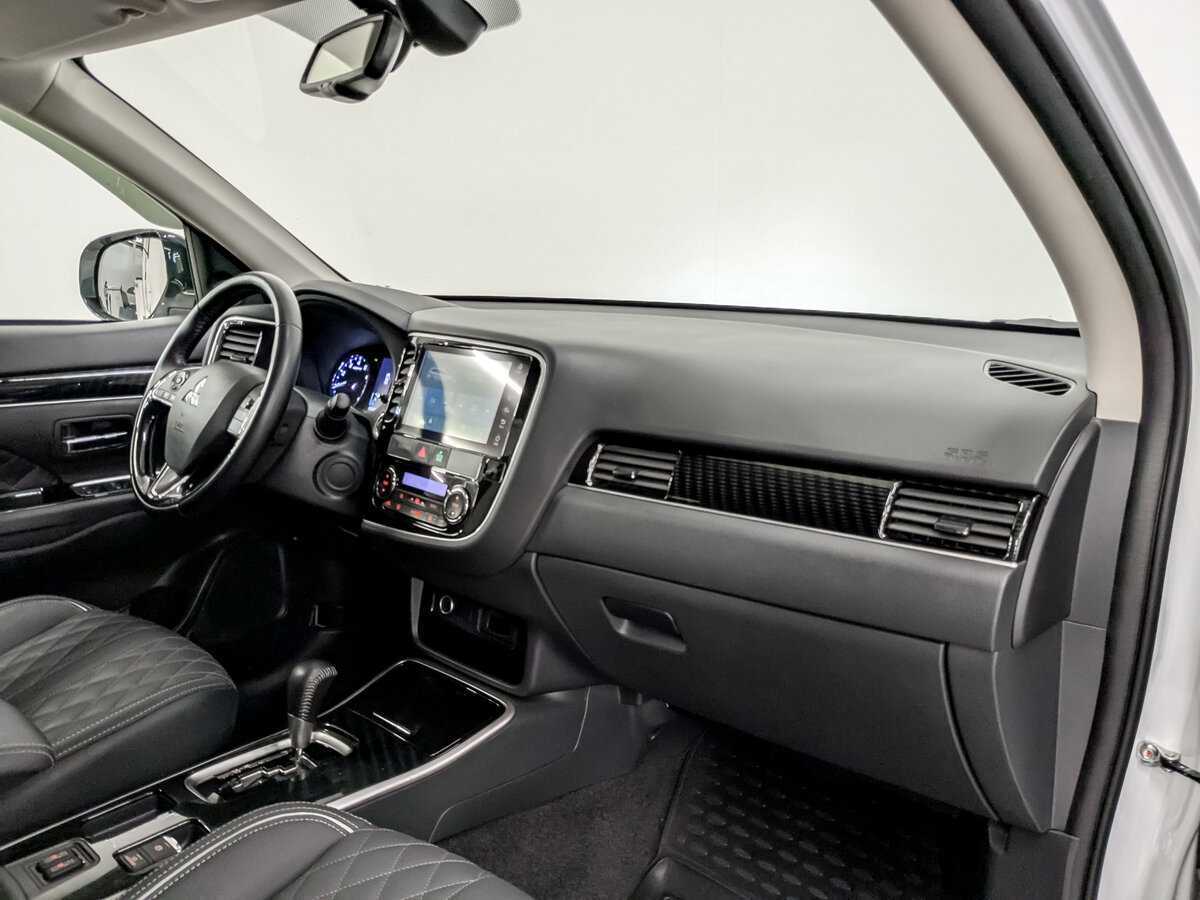 Купить Mitsubishi Outlander, 2022, 8 874 км, фото №11