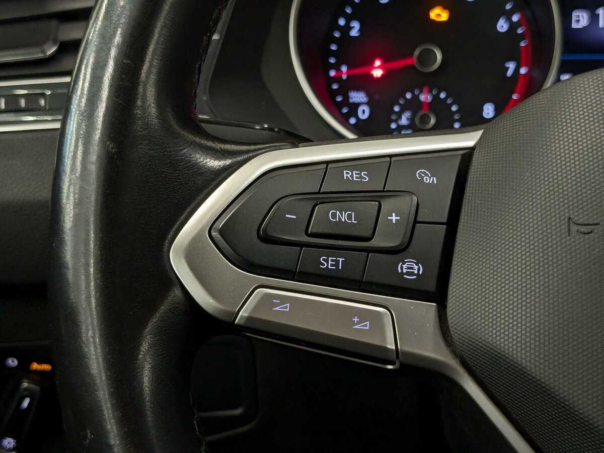 Купить Volkswagen Tiguan, 2021, 154 692 км, фото №26