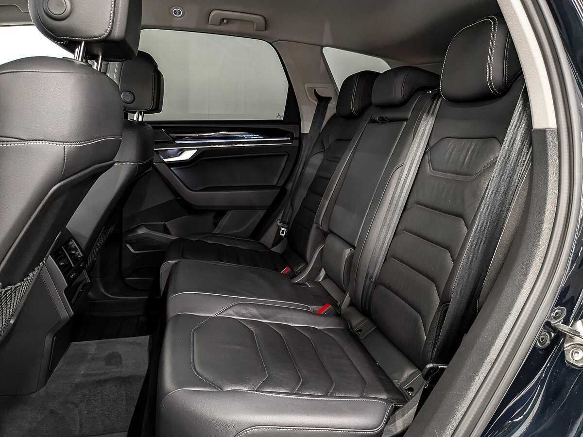 Купить Volkswagen Touareg, 2018, 91 783 км, фото №18