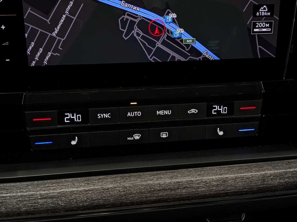 Купить Volkswagen Touareg, 2018, 91 783 км, фото №21