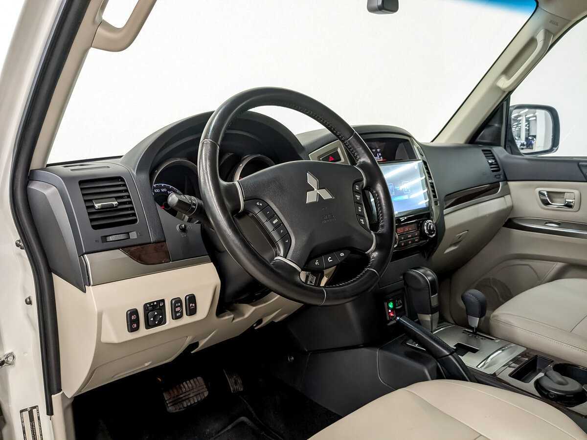 Купить Mitsubishi Pajero, 2021, 26 852 км, фото №16