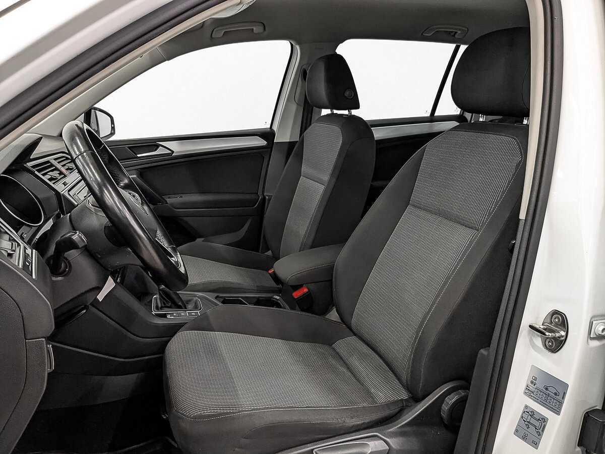 Купить Volkswagen Tiguan, 2021, 150 984 км, фото №19