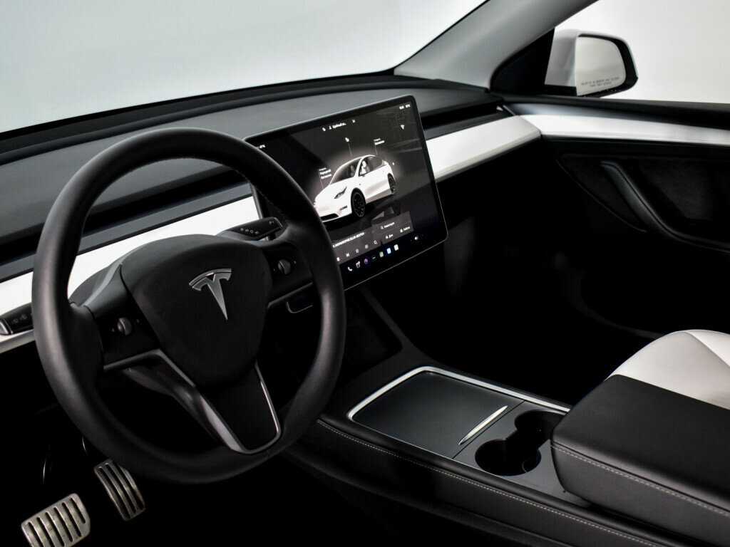 Купить Tesla Model Y Performance, 2022, 23 000 км, фото №15