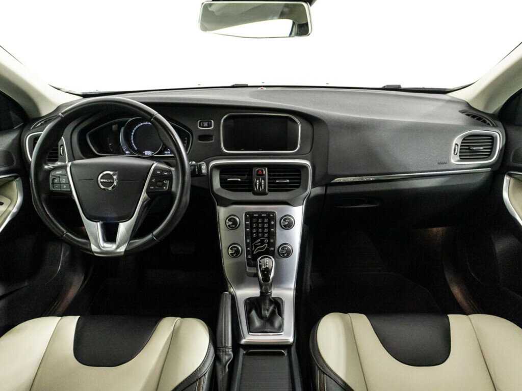 Купить Volvo V40 Cross Country, 2019, 68 202 км, фото №13