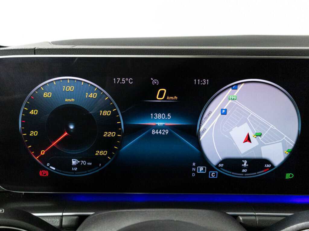 Купить Mercedes-Benz GLE 400 d, 2019, 79 200 км, фото №11