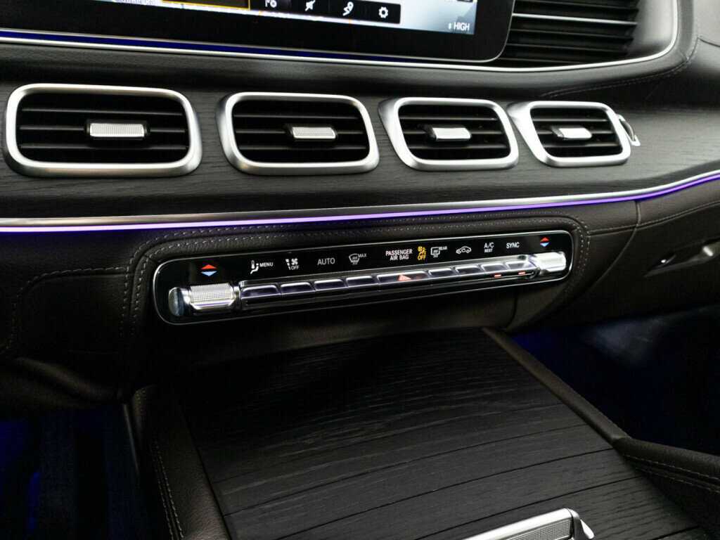 Купить Mercedes-Benz GLE 400 d, 2019, 79 200 км, фото №17