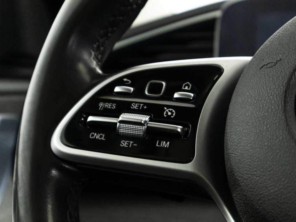 Купить Mercedes-Benz GLE 400 d, 2019, 79 200 км, фото №19