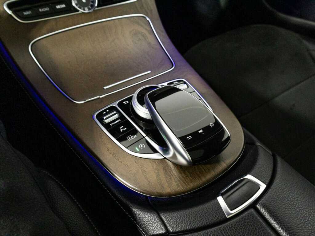 Купить Mercedes-Benz E-Класс 200, 2017, 104 025 км, фото №19