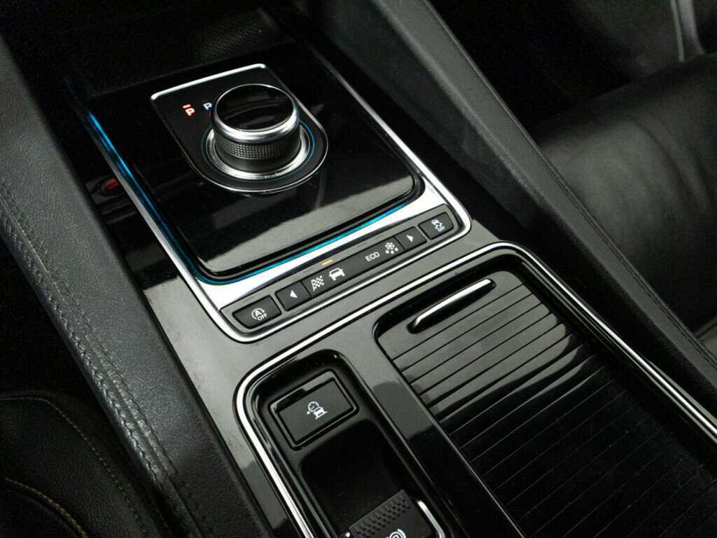 Купить Jaguar F-Pace, 2019, 116 600 км, фото №18