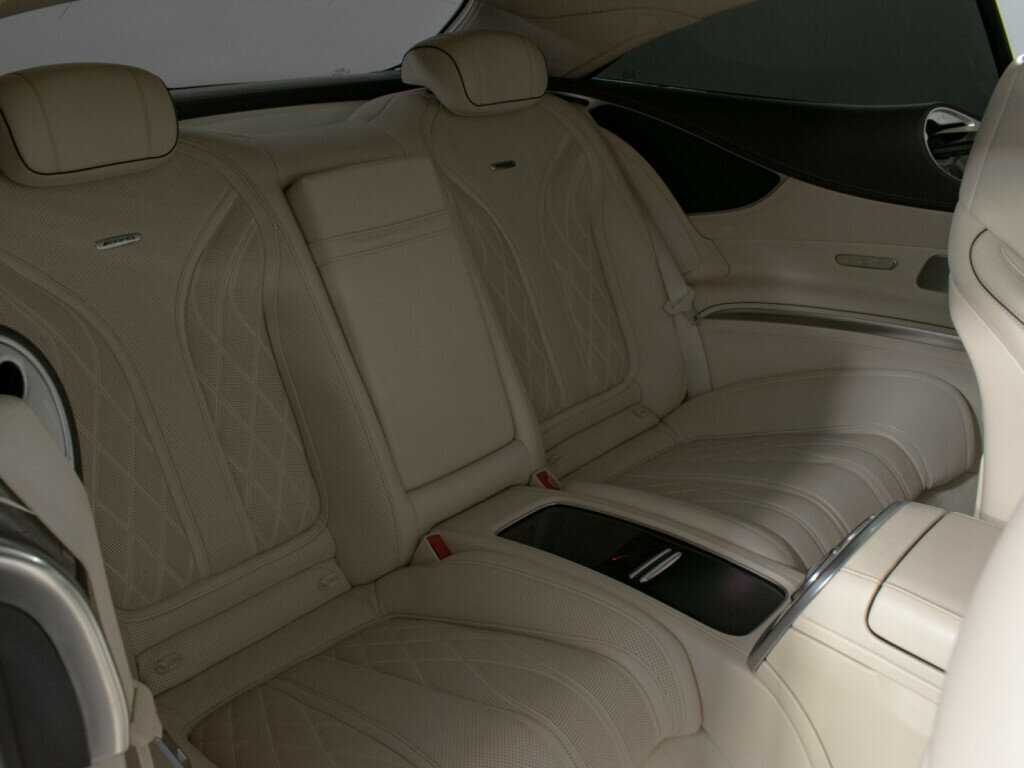 Купить Mercedes-Benz S-Класс AMG 63 AMG, 2015, 96 000 км, фото №9