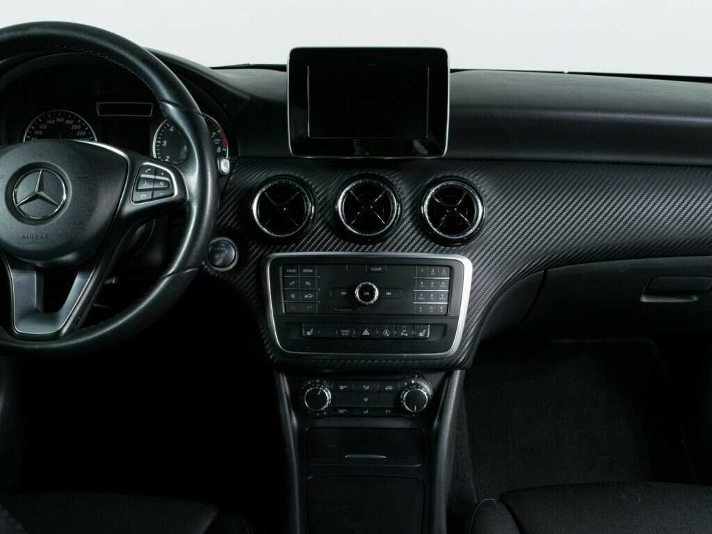 Купить Mercedes-Benz GLA 200, 2016, 159 311 км, фото №10