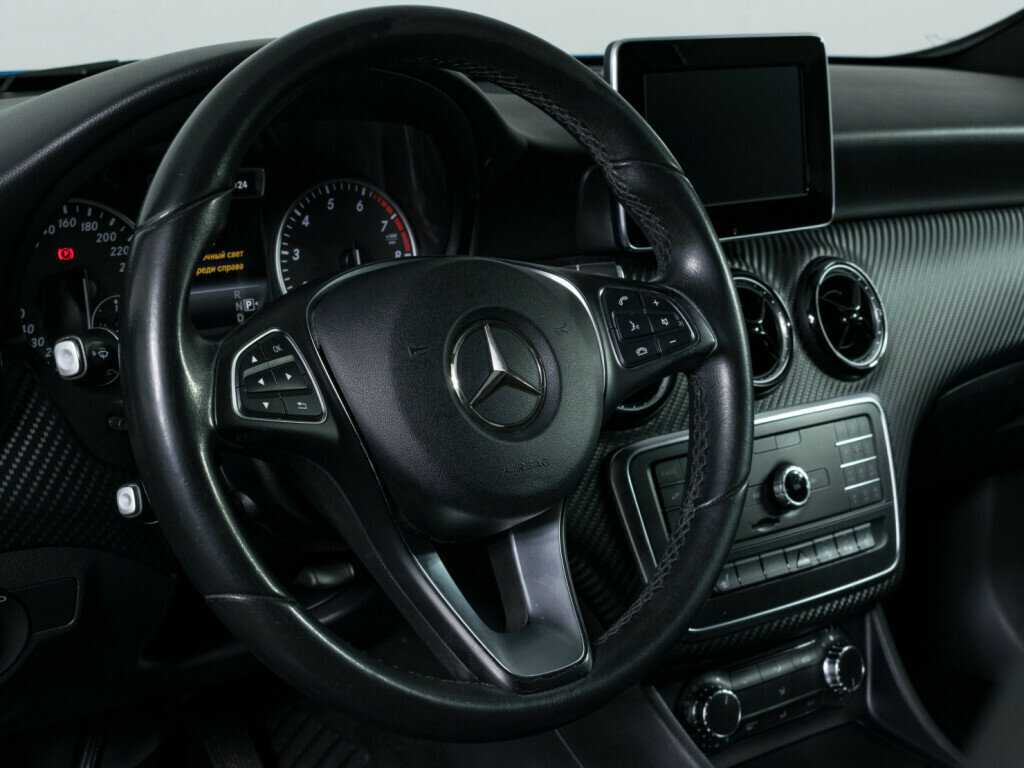 Купить Mercedes-Benz GLA 200, 2016, 159 311 км, фото №13