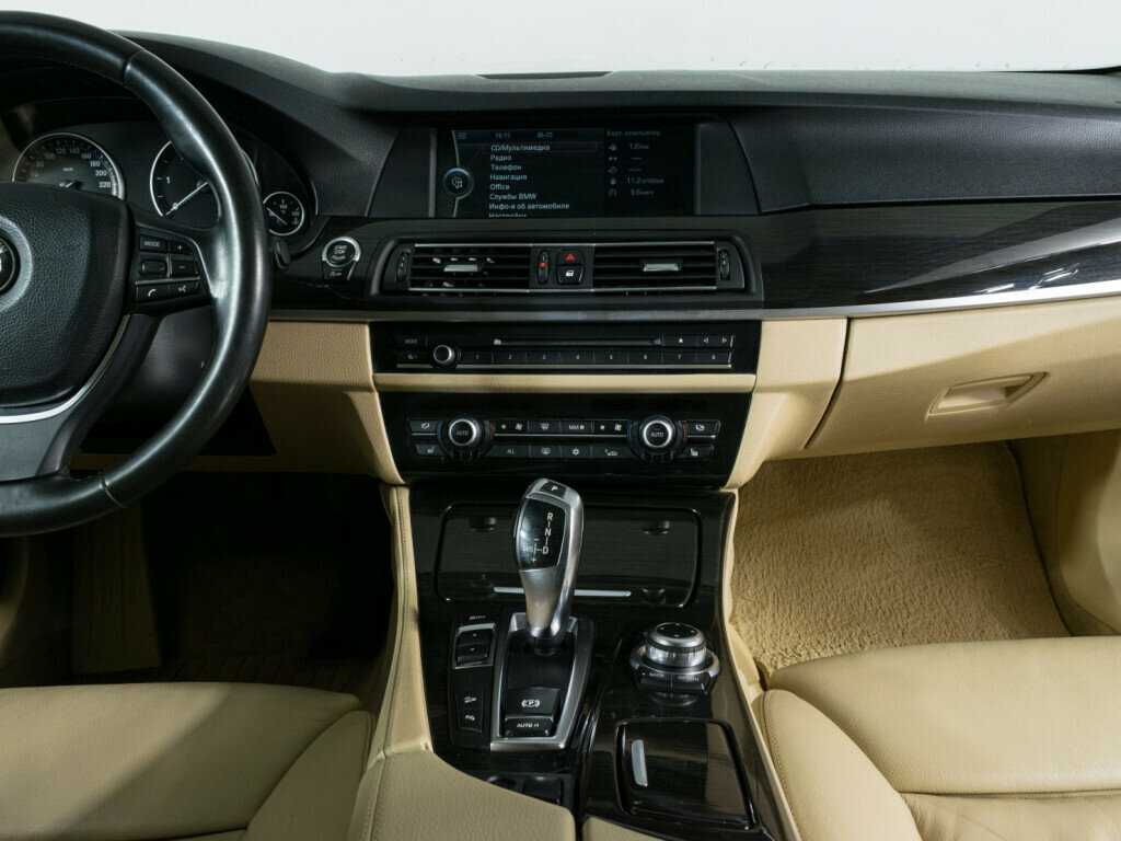 Купить BMW 5 серии 530d xDrive, 2011, 252 254 км, фото №10