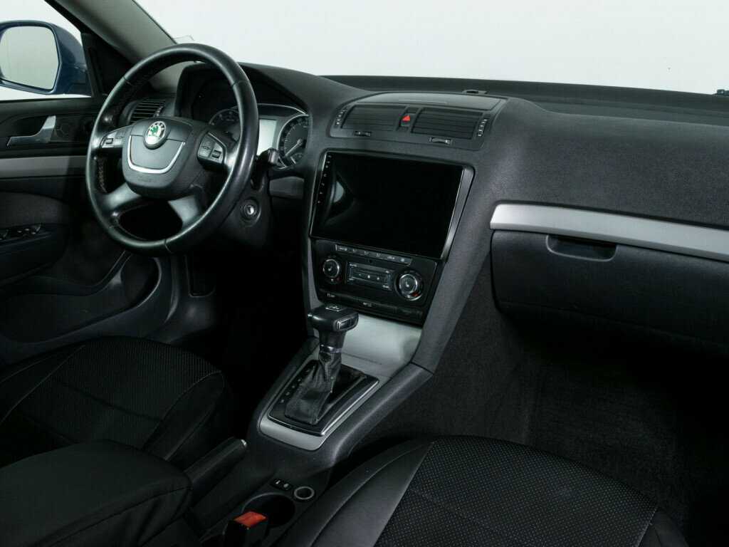 Купить Skoda Octavia DSG7, 2011, 288 145 км, фото №8