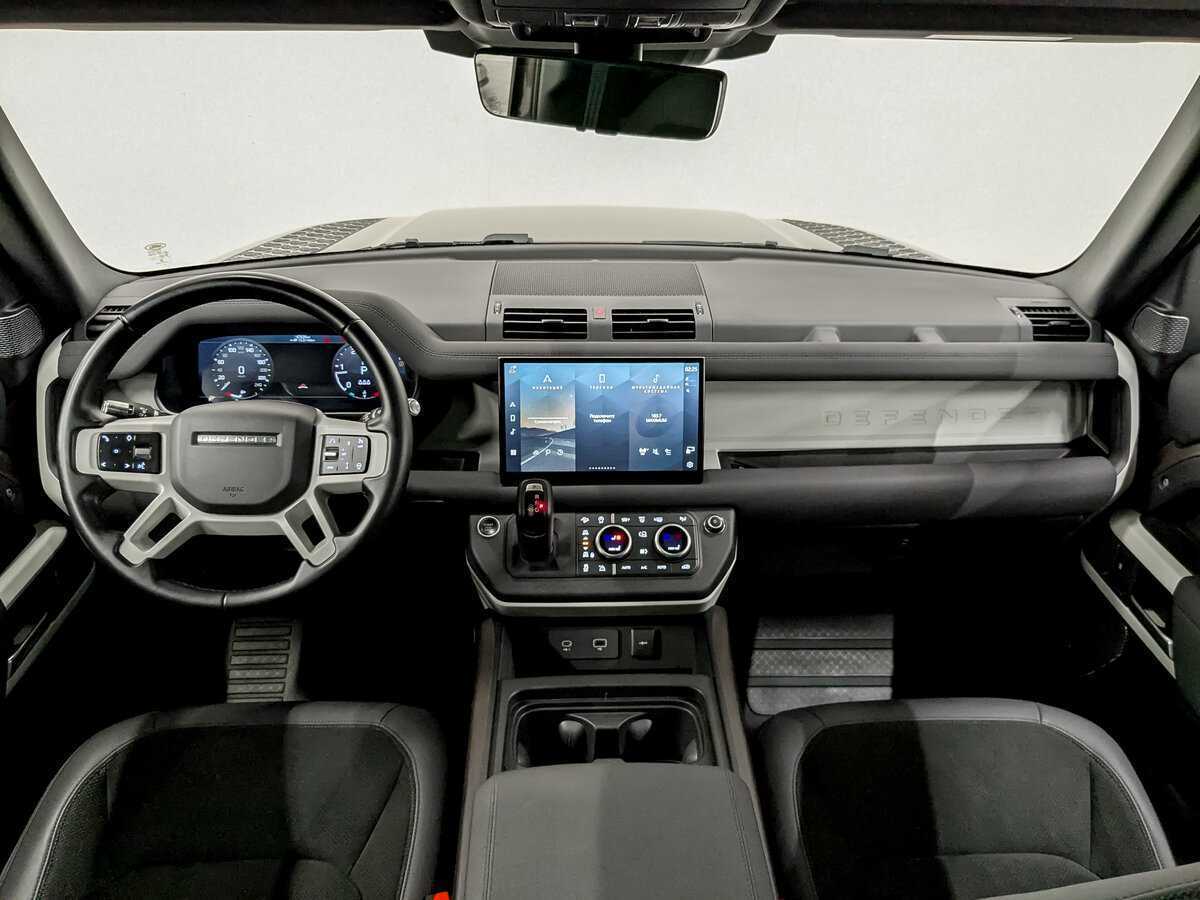 Купить Land Rover Defender 110, 2021, 67 614 км, фото №14