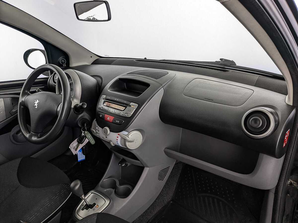 Купить Peugeot 107, 2010, 120 626 км, фото №11