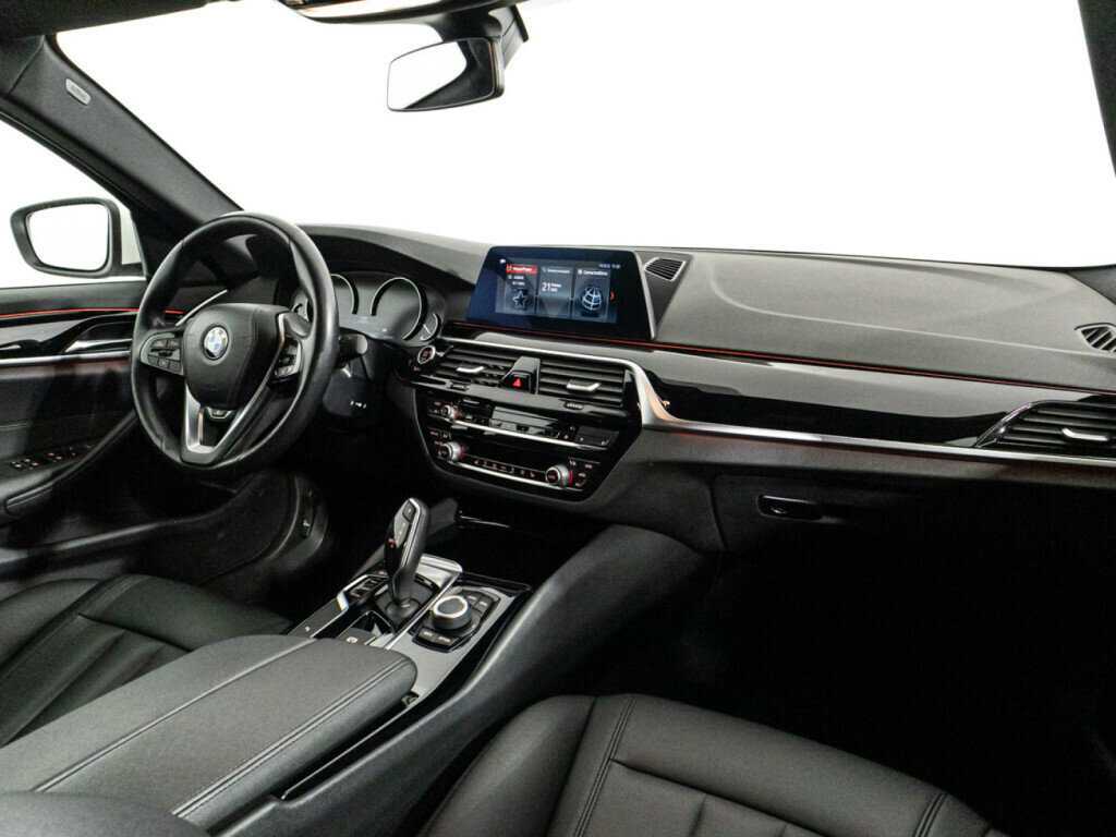 Купить BMW 5 серии 520i, 2020, 75 484 км, фото №9