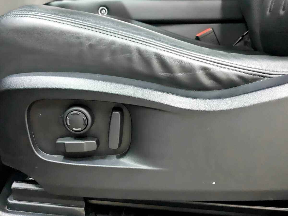 Купить Land Rover Defender 90, 2021, 42 933 км, фото №20