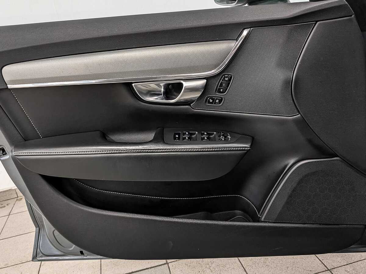 Купить Volvo V90 Cross Country, 2018, 159 803 км, фото №19