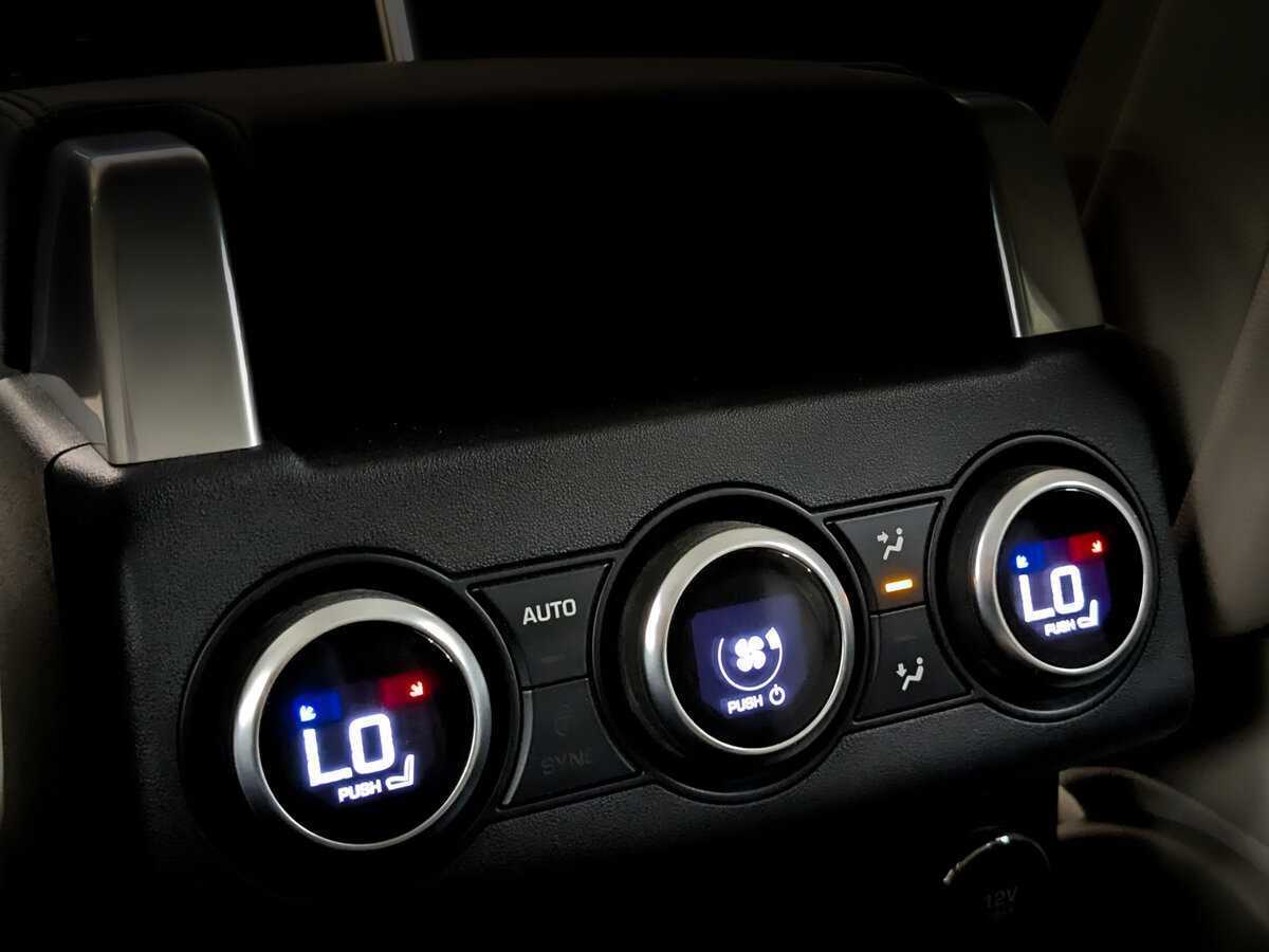 Купить Land Rover Discovery, 2018, 235 759 км, фото №30