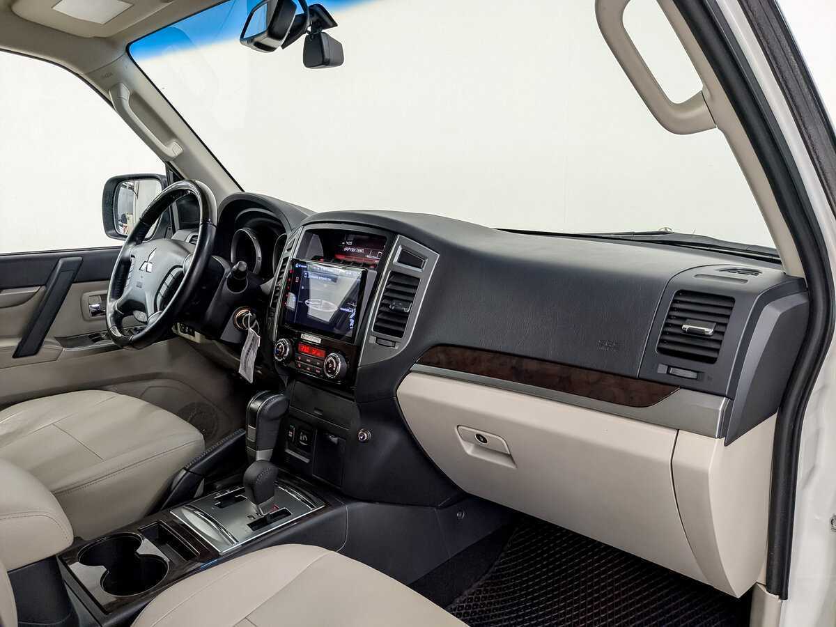 Купить Mitsubishi Pajero, 2020, 29 459 км, фото №11
