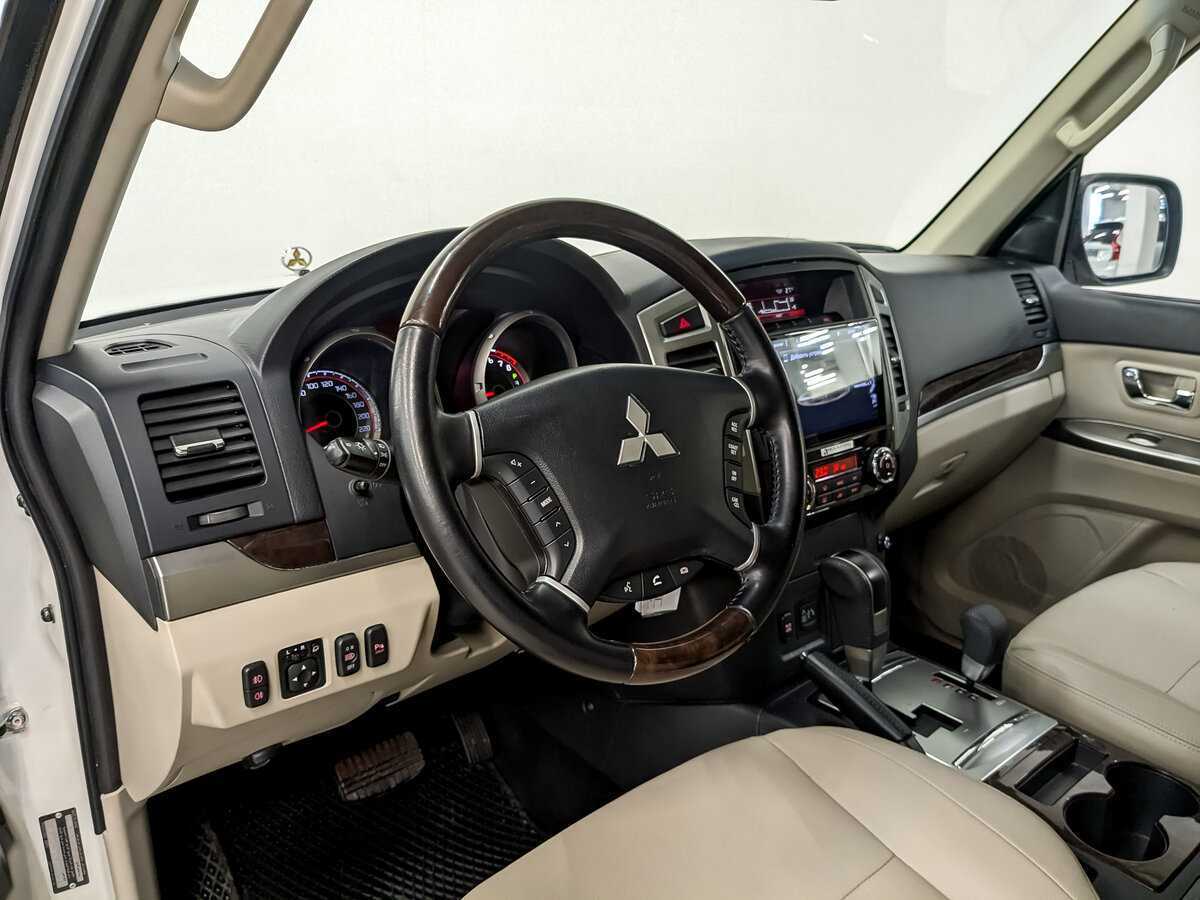 Купить Mitsubishi Pajero, 2020, 29 459 км, фото №16