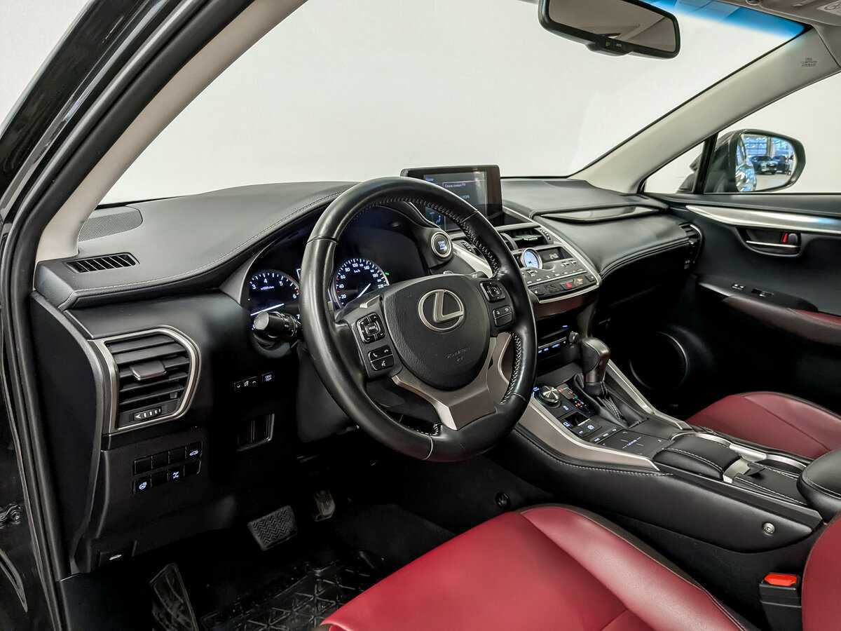 Купить Lexus NX 300, 2018, 180 729 км, фото №16