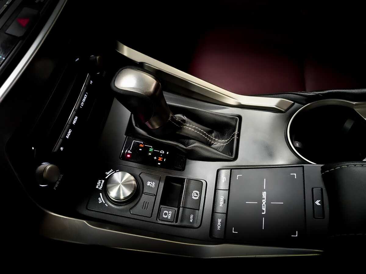 Купить Lexus NX 300, 2018, 180 729 км, фото №30