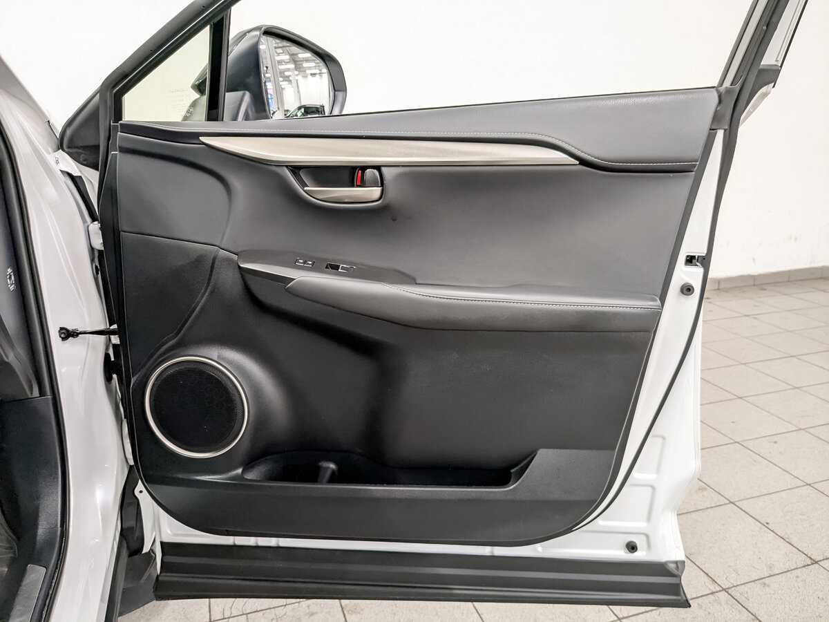 Купить Lexus NX 200, 2021, 90 822 км, фото №24