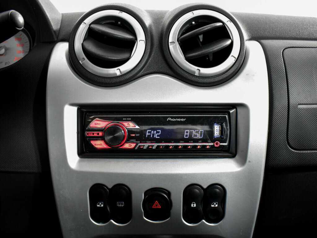 Купить Renault Logan, 2011, 106 000 км, фото №14