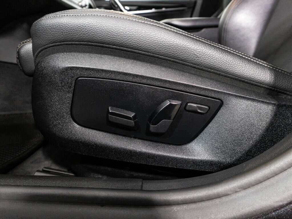 Купить BMW 5 серии 520d, 2019, 134 850 км, фото №17