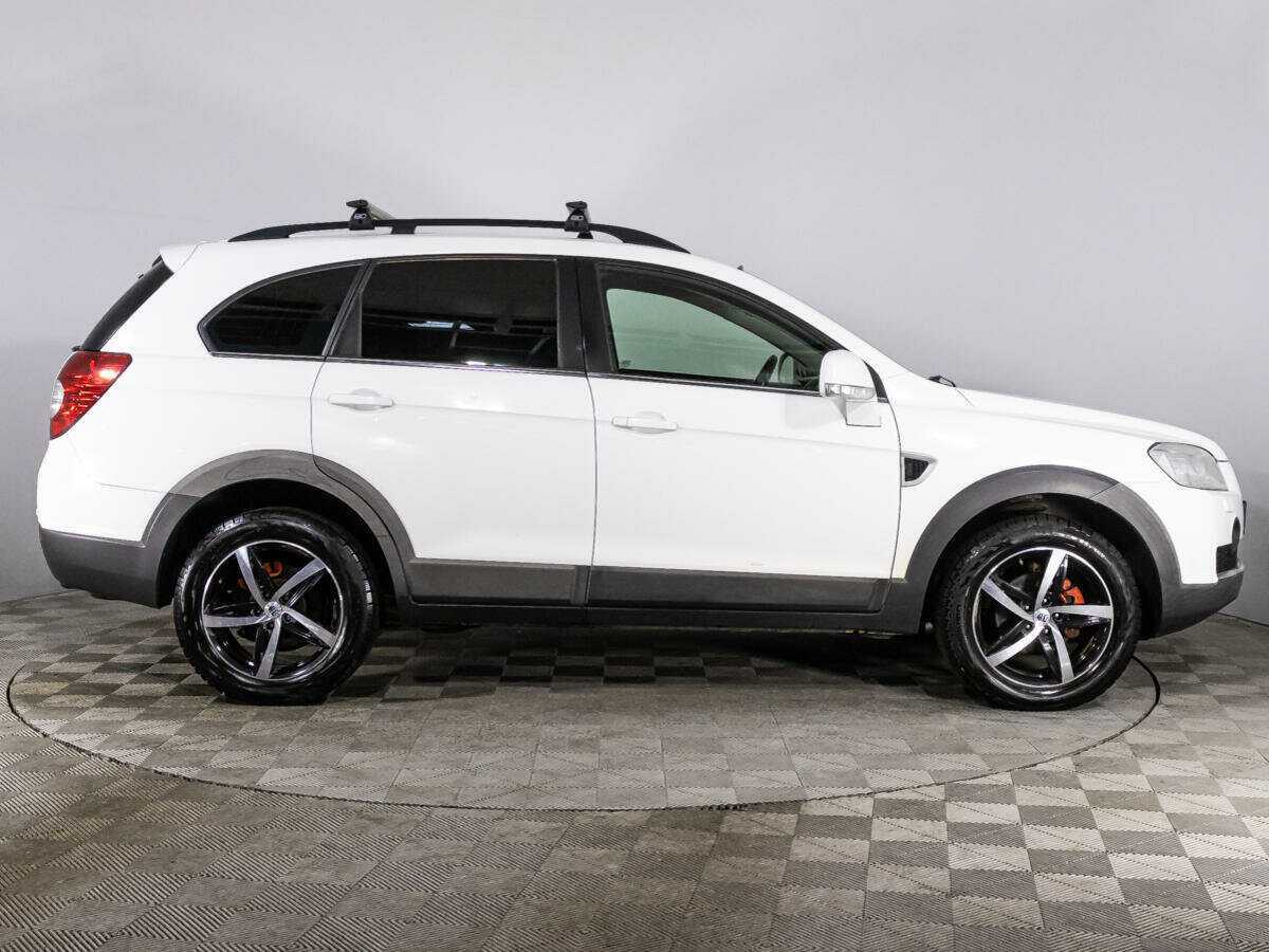 Купить Chevrolet Captiva, 2010, 117 808 км, фото №4