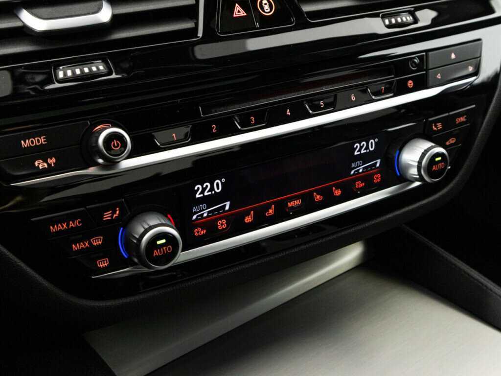 Купить BMW 5 серии 540d xDrive, 2020, 92 094 км, фото №27