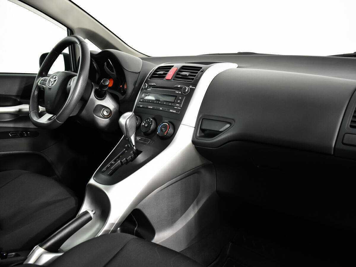 Купить Toyota Auris, 2010, 110 930 км, фото №9