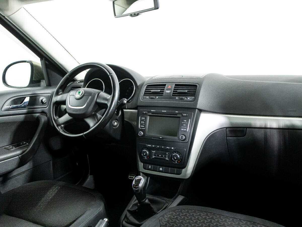 Купить Skoda Yeti, 2011, 211 281 км, фото №9