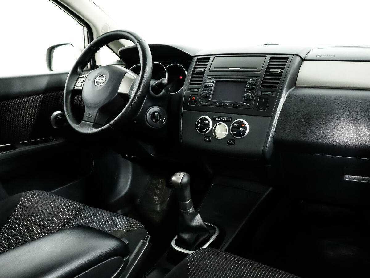 Купить Nissan Tiida, 2011, 108 772 км, фото №11