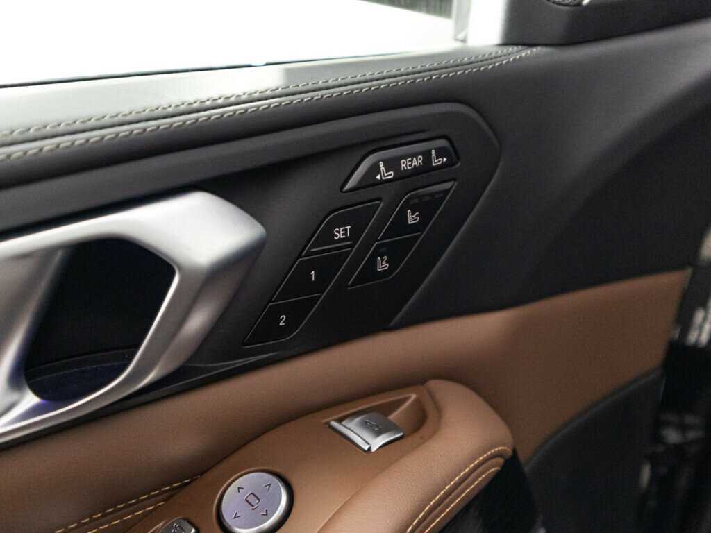 Купить BMW X7 M50d, 2020, 97 977 км, фото №24