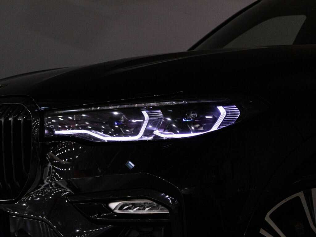 Купить BMW X7 M50d, 2020, 97 977 км, фото №37