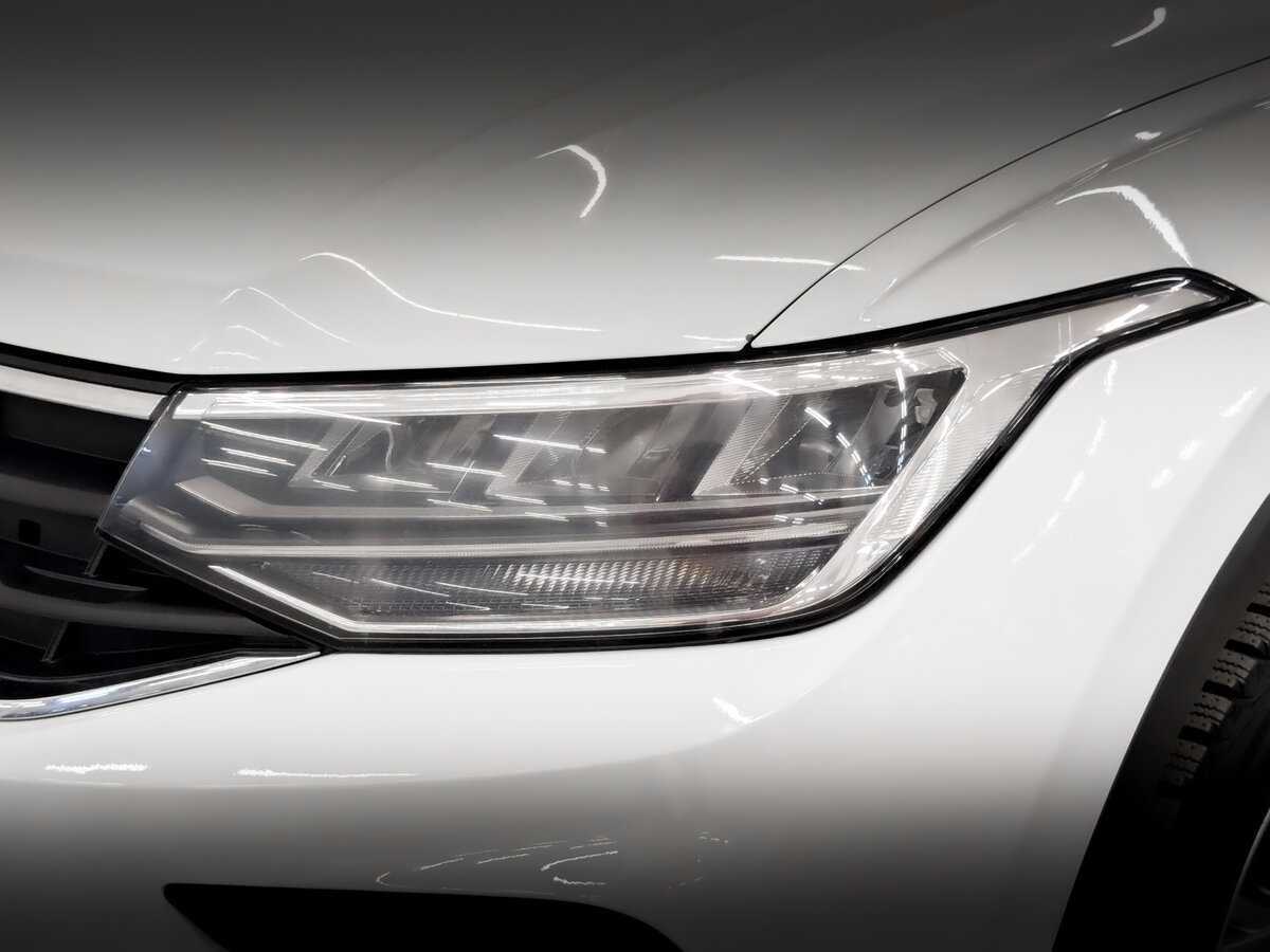 Купить Volkswagen Tiguan, 2021, 131 780 км, фото №16