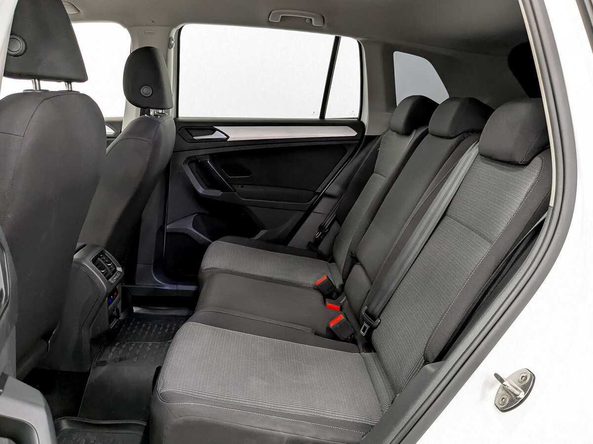Купить Volkswagen Tiguan, 2021, 167 743 км, фото №12