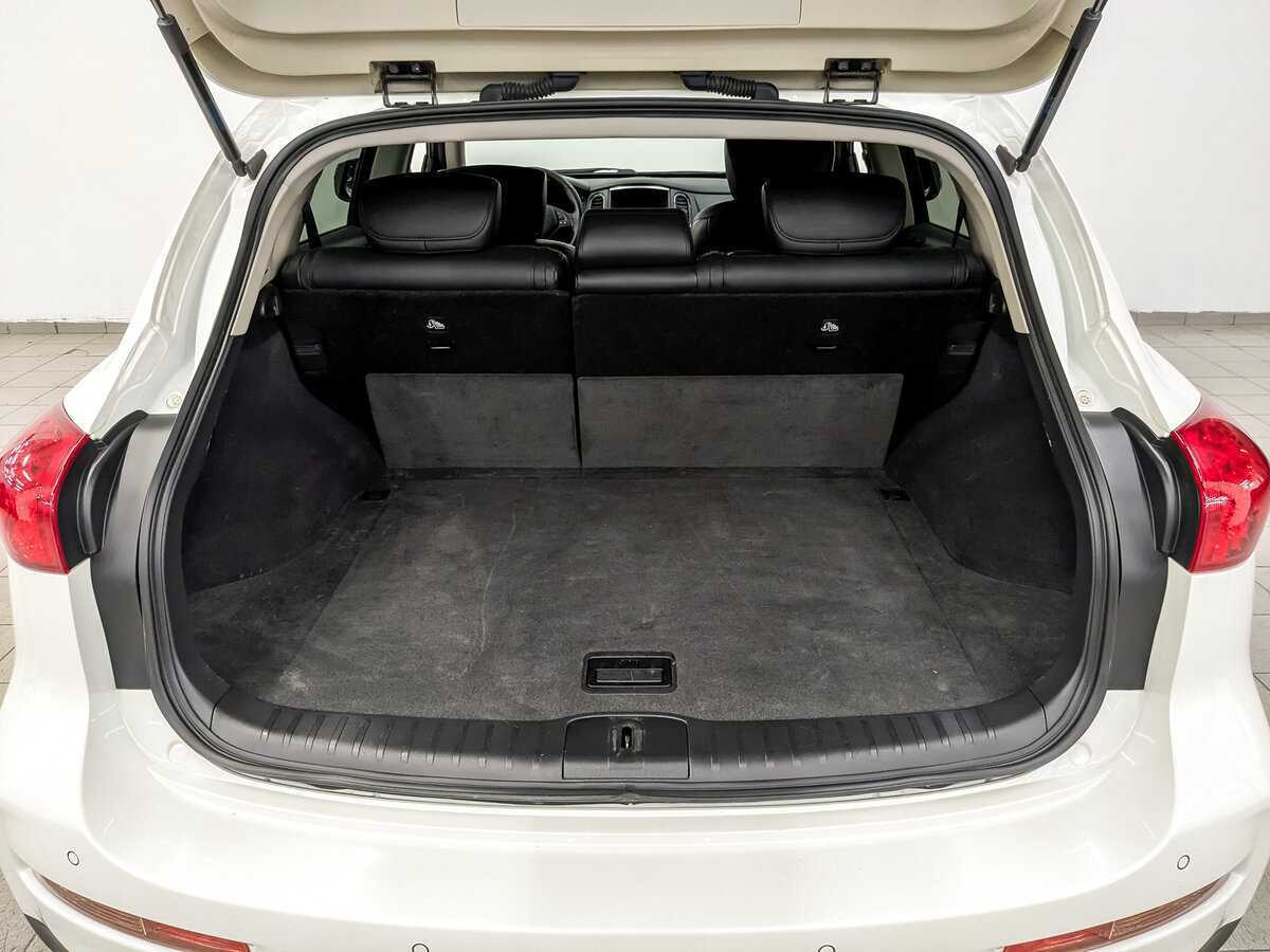 Купить Infiniti QX50, 2016, 184 904 км, фото №10