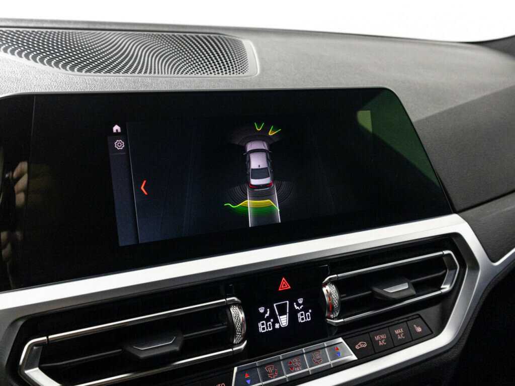 Купить BMW 3 серии 320d, 2019, 65 976 км, фото №16