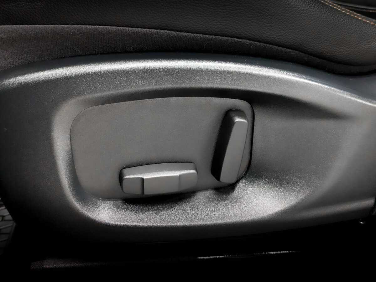 Купить Jaguar F-Pace, 2017, 147 154 км, фото №21