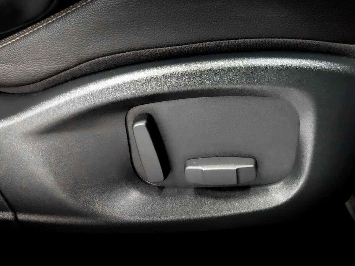 Купить Jaguar F-Pace, 2017, 147 154 км, фото №25