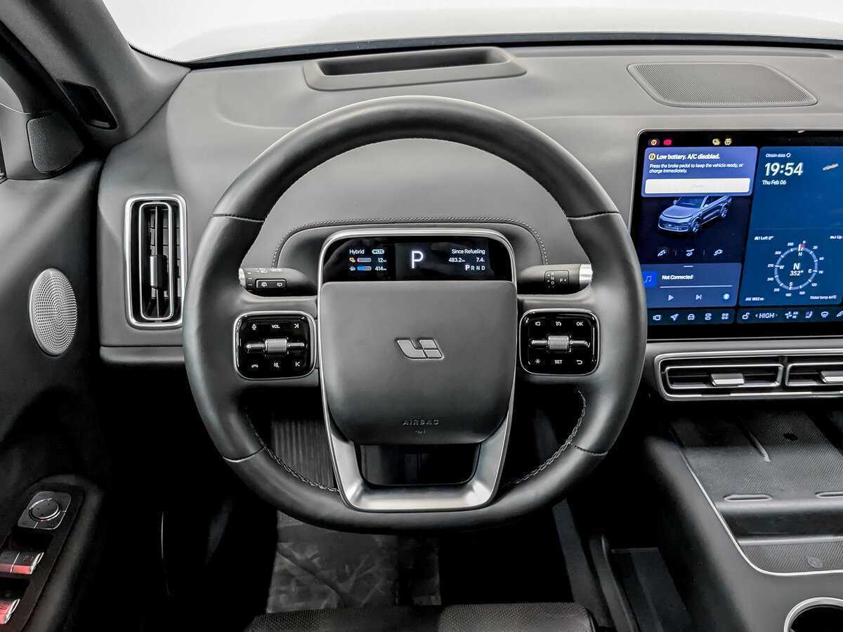 Купить LiXiang L9 44.5 kWh, 2023, 42 449 км, фото №22