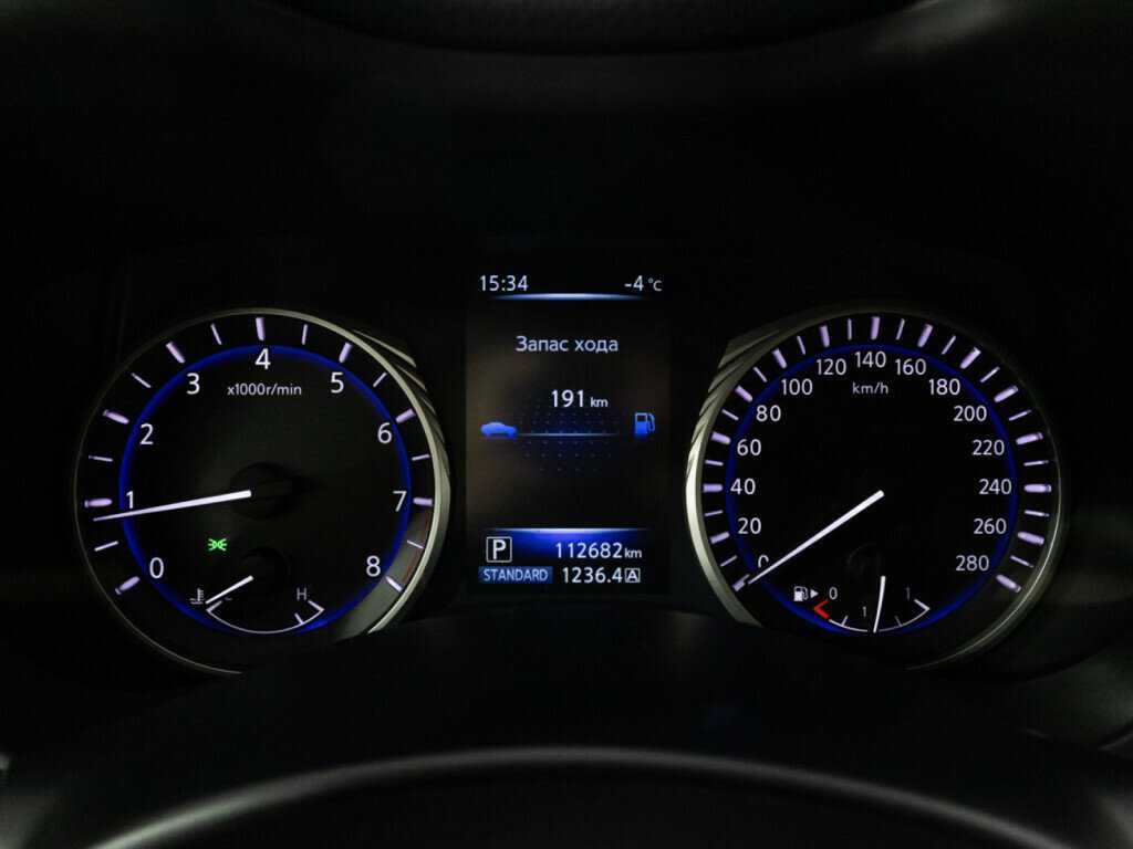 Купить Infiniti Q50, 2015, 112 679 км, фото №12