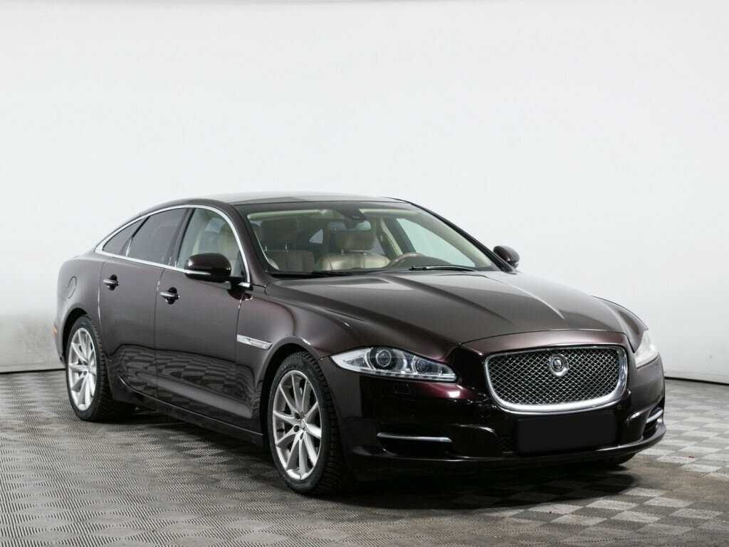 Jaguar XJ
