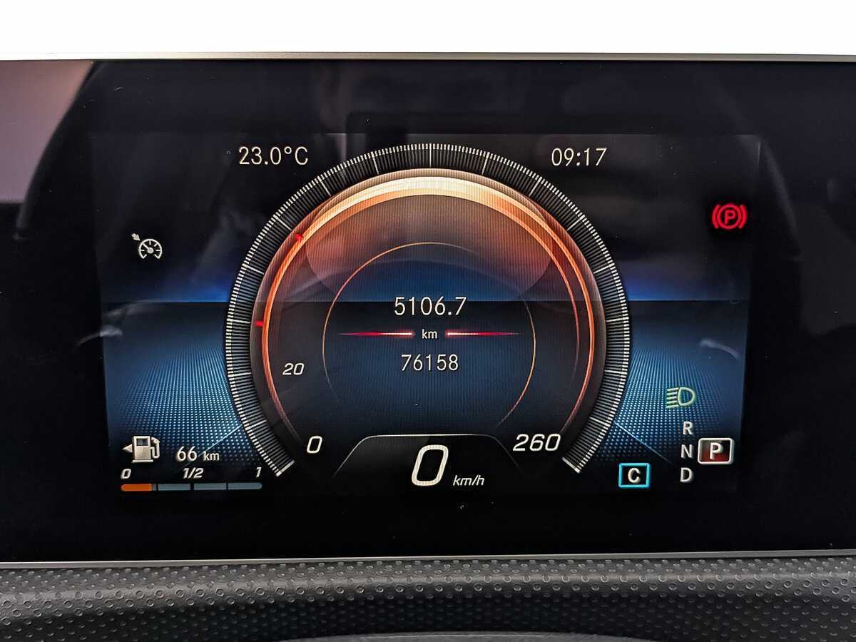 Купить Mercedes-Benz A-Класс 200, 2019, 76 134 км, фото №16