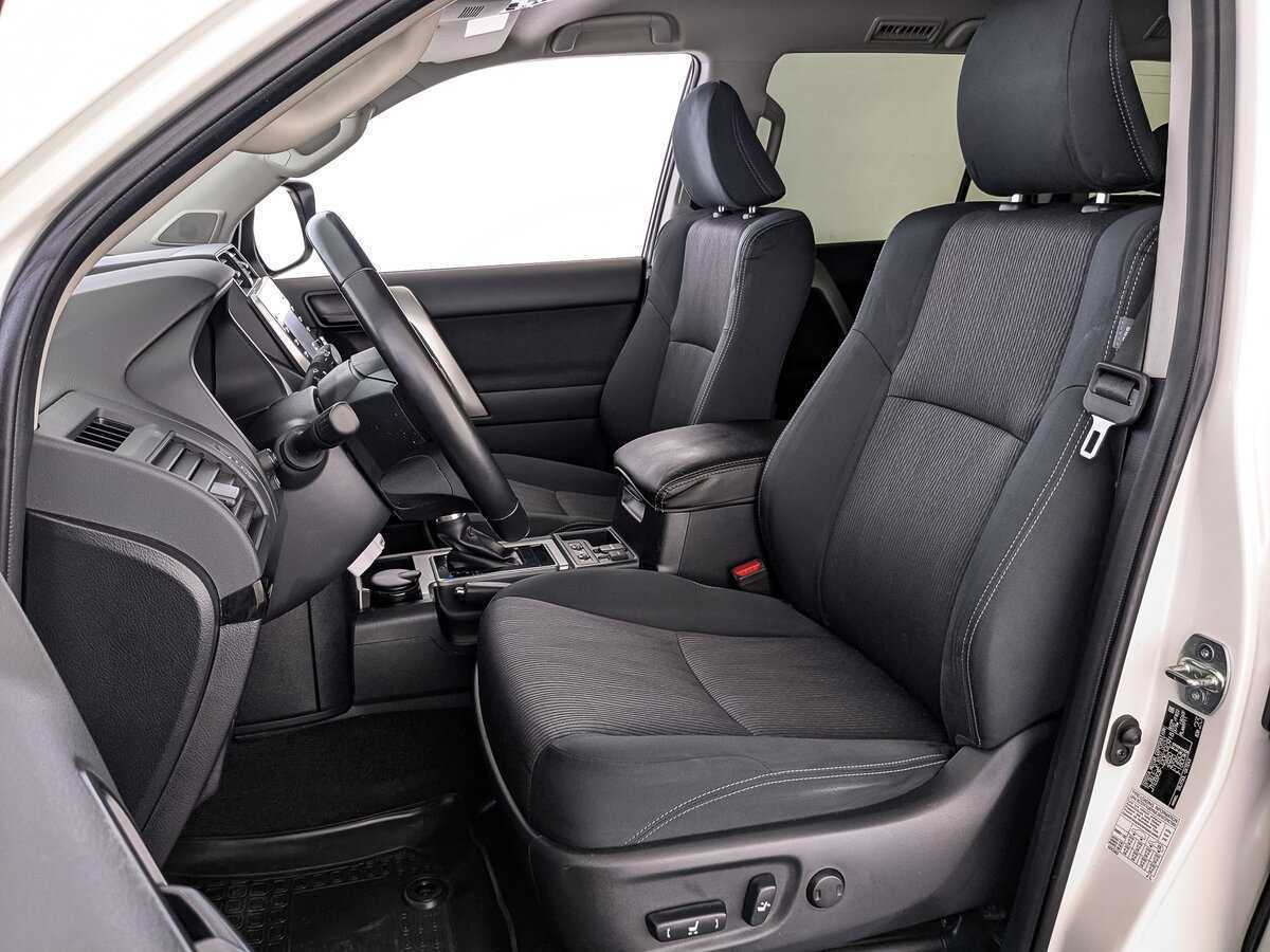 Купить Toyota Land Cruiser Prado, 2021, 65 033 км, фото №18